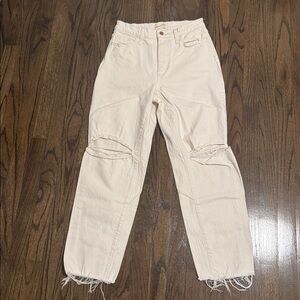 Universal Thread Cream Straight Leg Pants